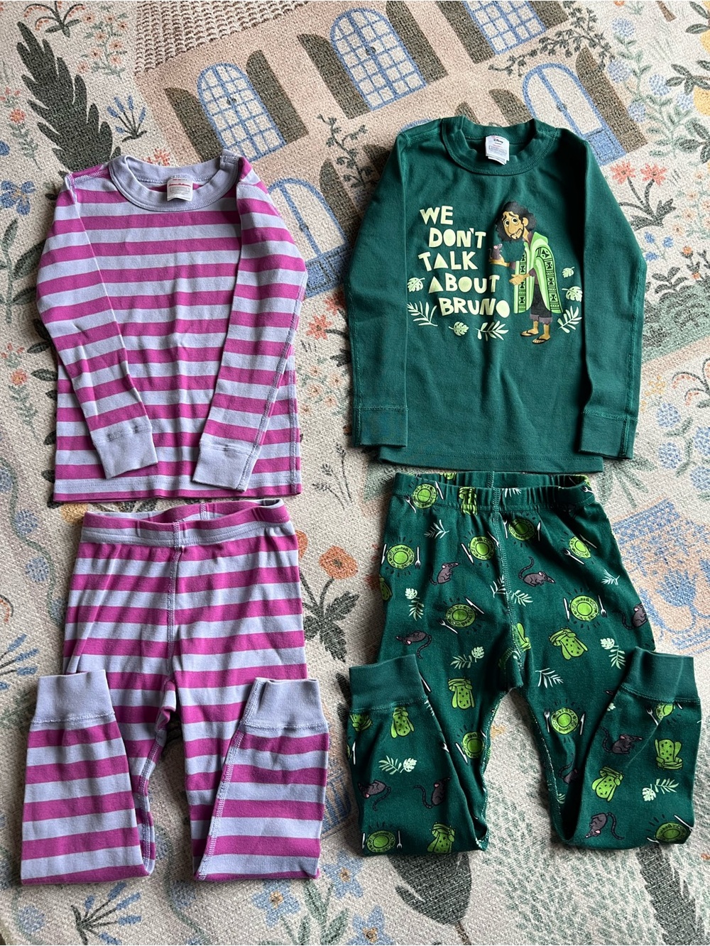 Hanna Andersson Long Sleeve Pajama Bundle - Violet Lavender Stripe/Encanto Bruno